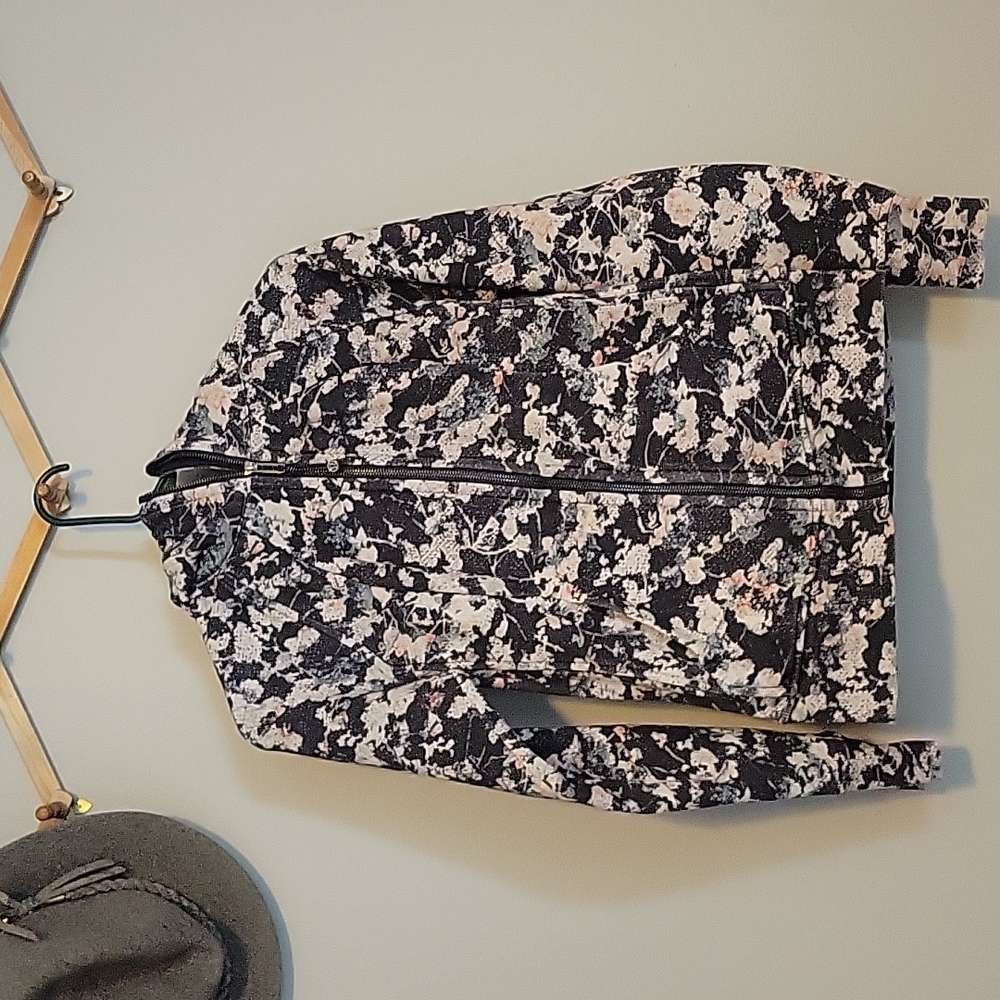 Lululemon scuba hoodie